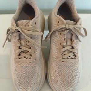 Hoka Clifton 9 Running Shoe